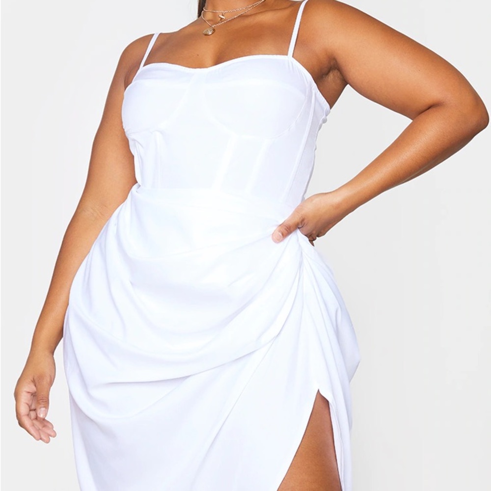White Plus Size PrettyLittleThing Corset Top | Size 14